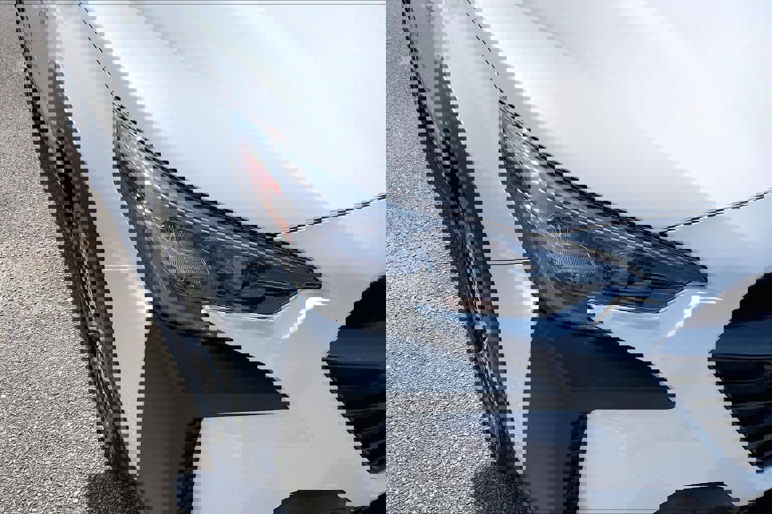 Used 2024 Subaru Outback Premium AWD/4WD image 27