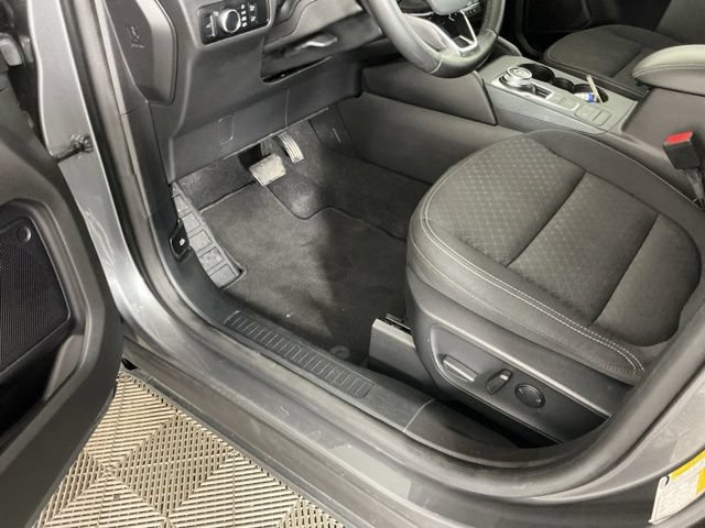 Certified 2024 Ford Escape Active AWD/4WD image 15