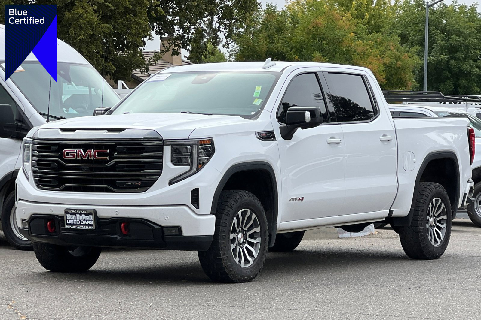 Used 2023 GMC Sierra 1500 AT4 image 1