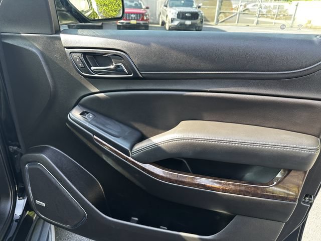 Used 2019 Chevrolet Suburban LT AWD/4WD image 35