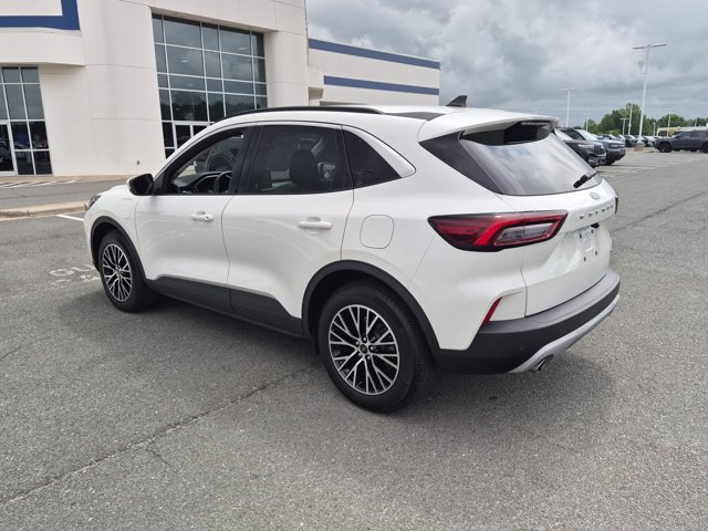 Certified 2023 Ford Escape SE FWD image 6