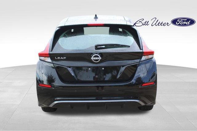 Used 2025 Nissan Leaf S FWD image 6