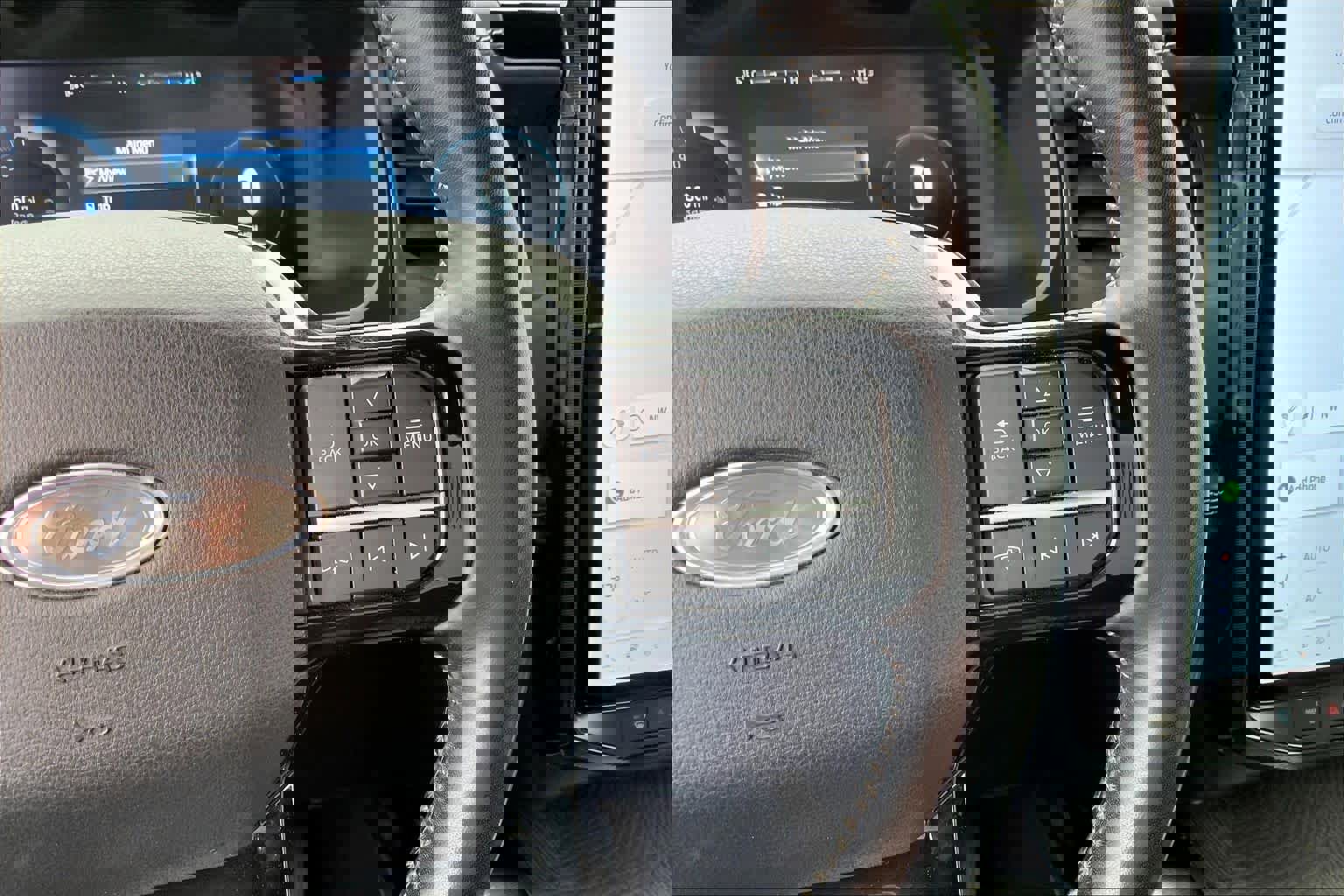 Certified 2023 Ford F150 Lightning Platinum image 25