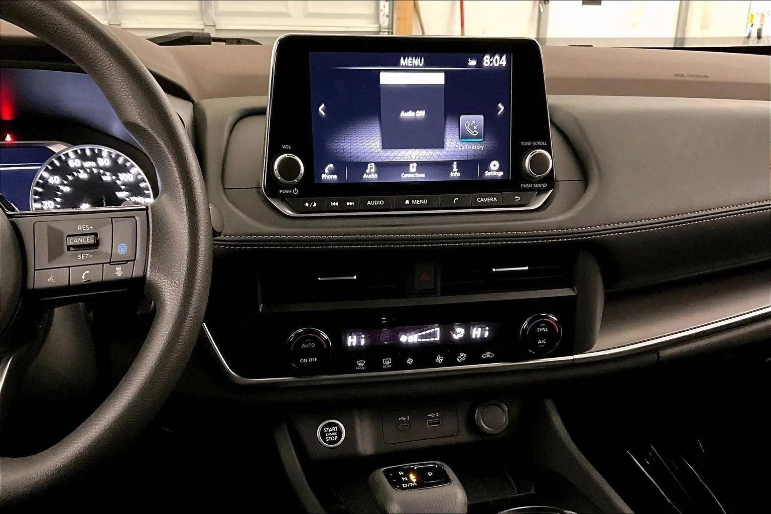 Used 2023 Nissan Rogue SV image 6