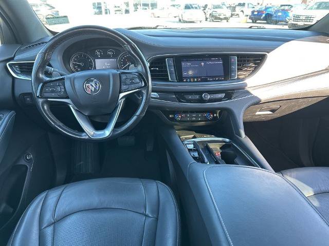 Used 2022 Buick Enclave Essence image 21