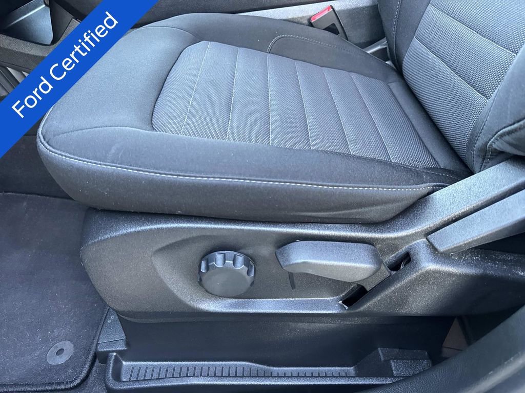 Certified 2024 Ford Edge SE image 19