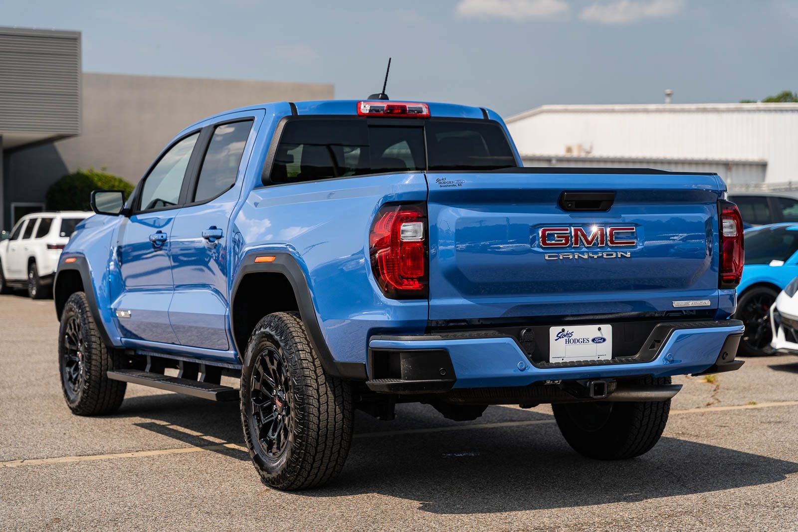 Used 2026 GMC Canyon Elevation RWD image 5
