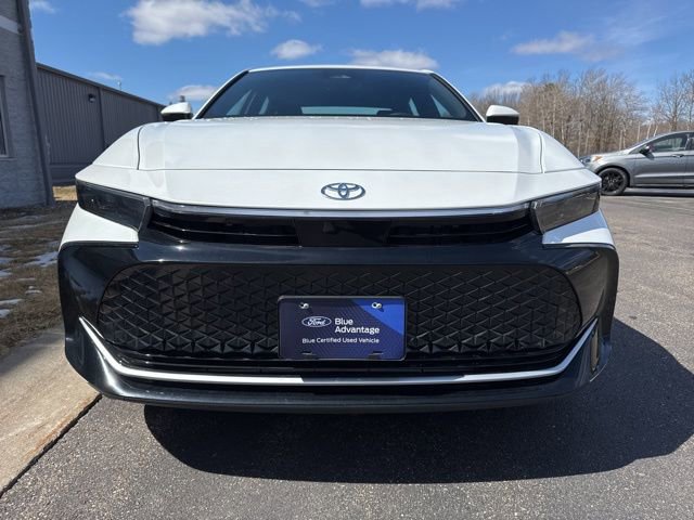 Used 2024 Toyota Crown XLE image 8