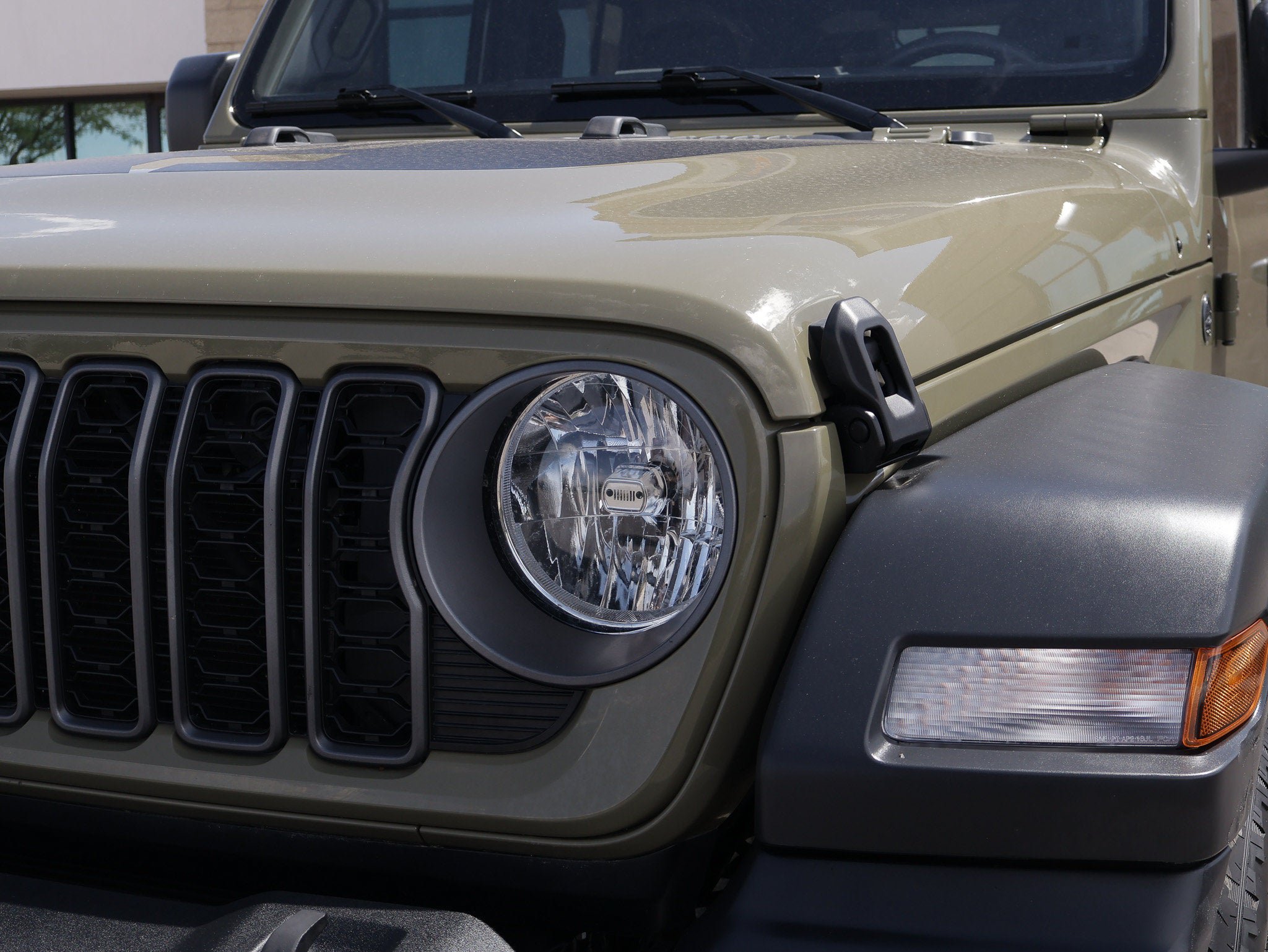 Used 2025 Jeep Wrangler Unlimited Sport AWD/4WD image 14