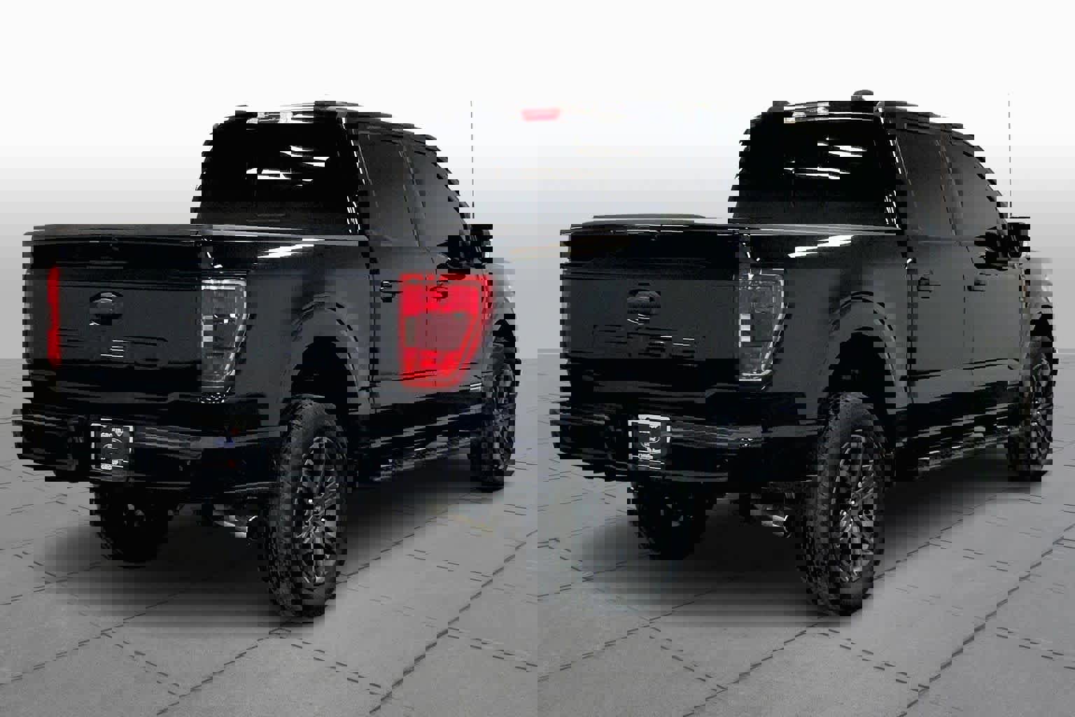 Certified 2023 Ford F150 XLT w/ Equipment Group 302A High image 13