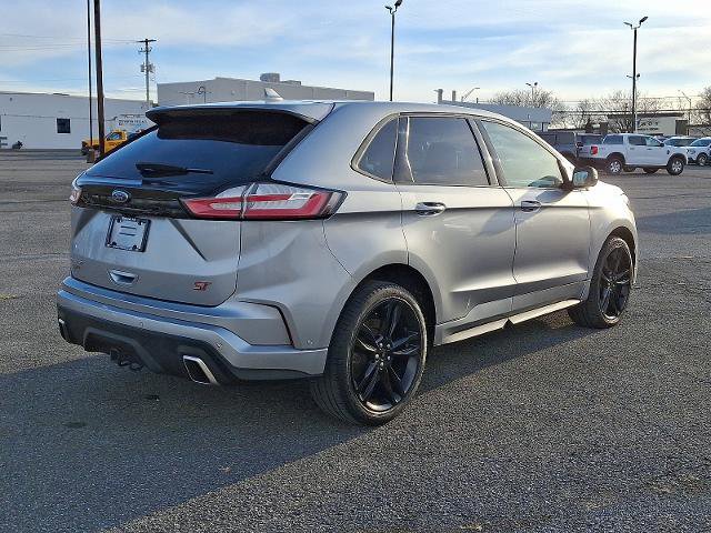 Certified 2020 Ford Edge ST w/ Equipment Group 401A image 4