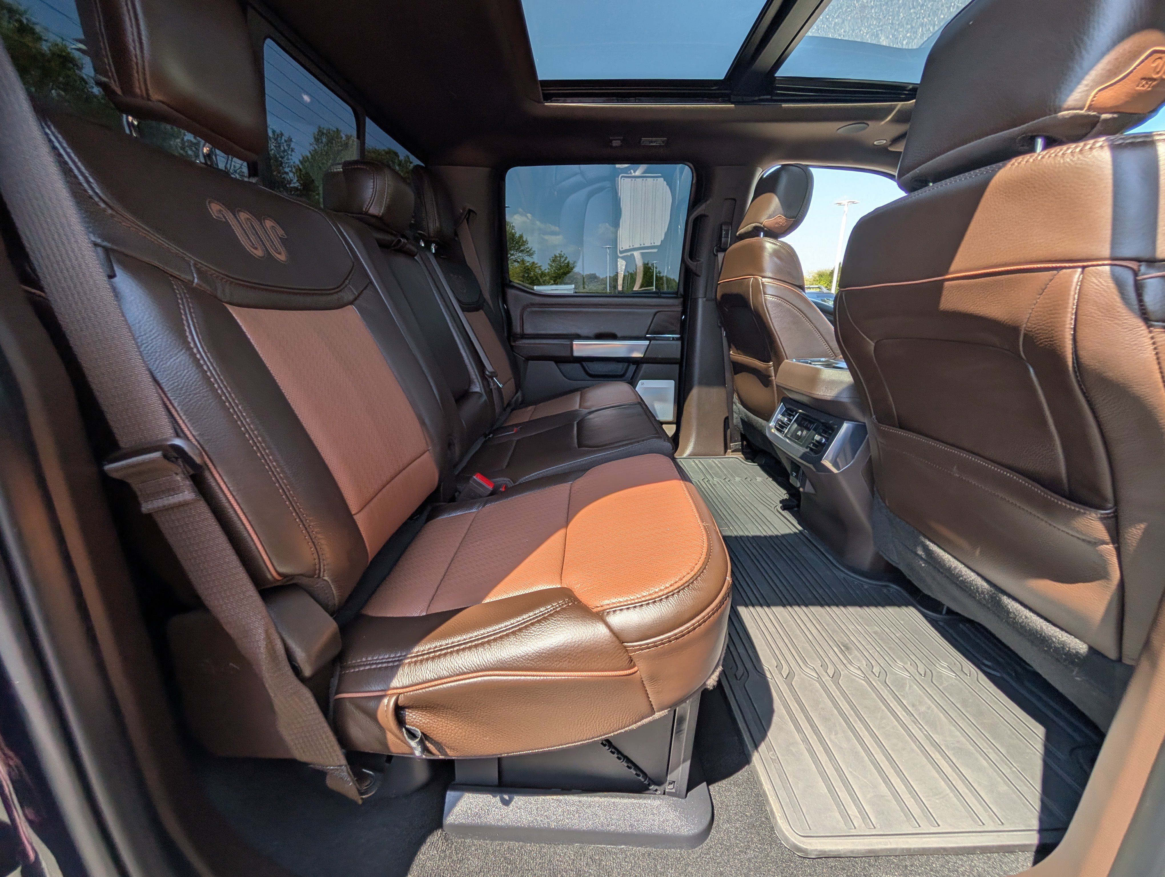 Certified 2025 Ford F250 King Ranch AWD/4WD image 11