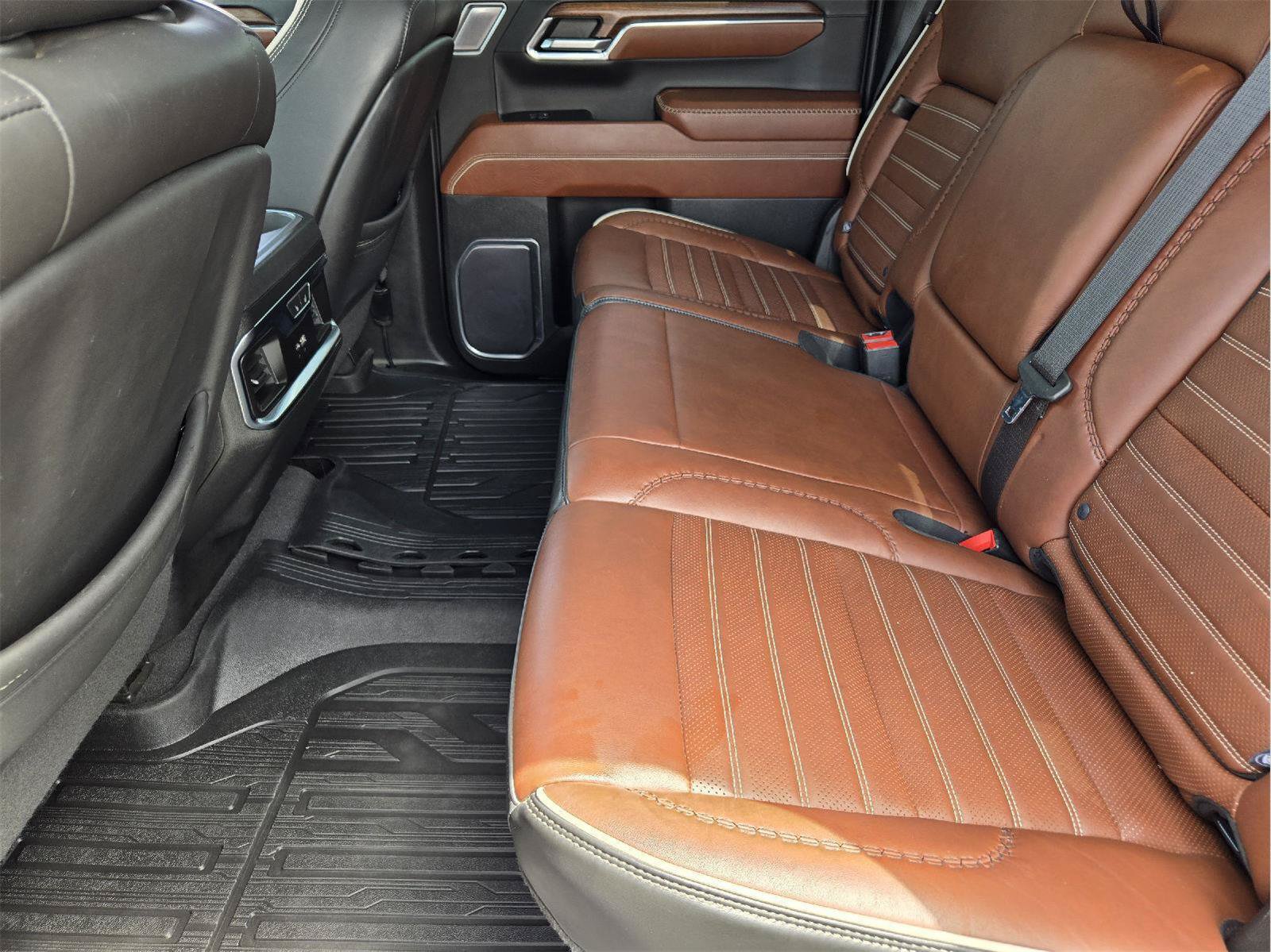 Used 2023 GMC Sierra 1500 Denali Ultimate AWD/4WD image 30