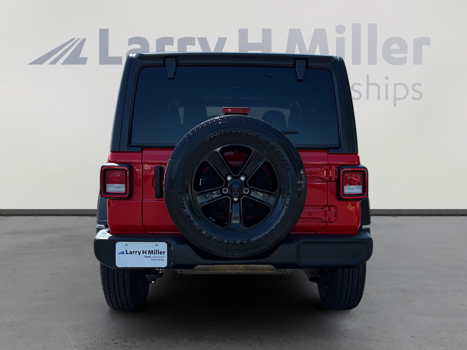 Used 2022 Jeep Wrangler Unlimited Sport AWD/4WD image 4