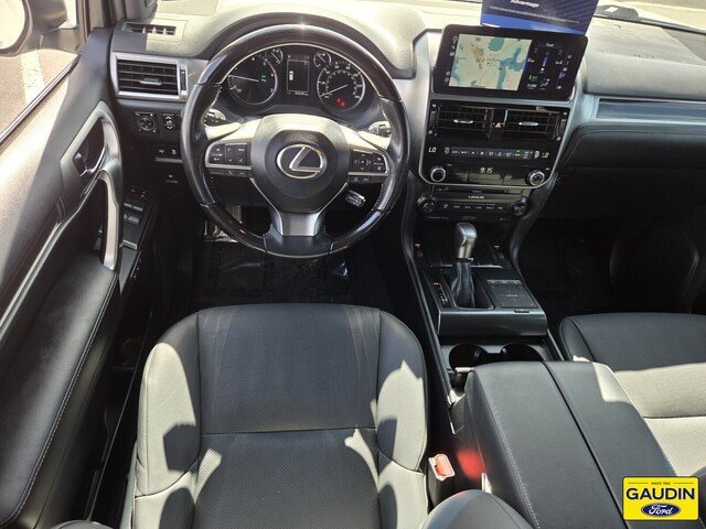 Used 2022 Lexus GX 460 Premium w/ Accessory Package AWD/4WD image 13