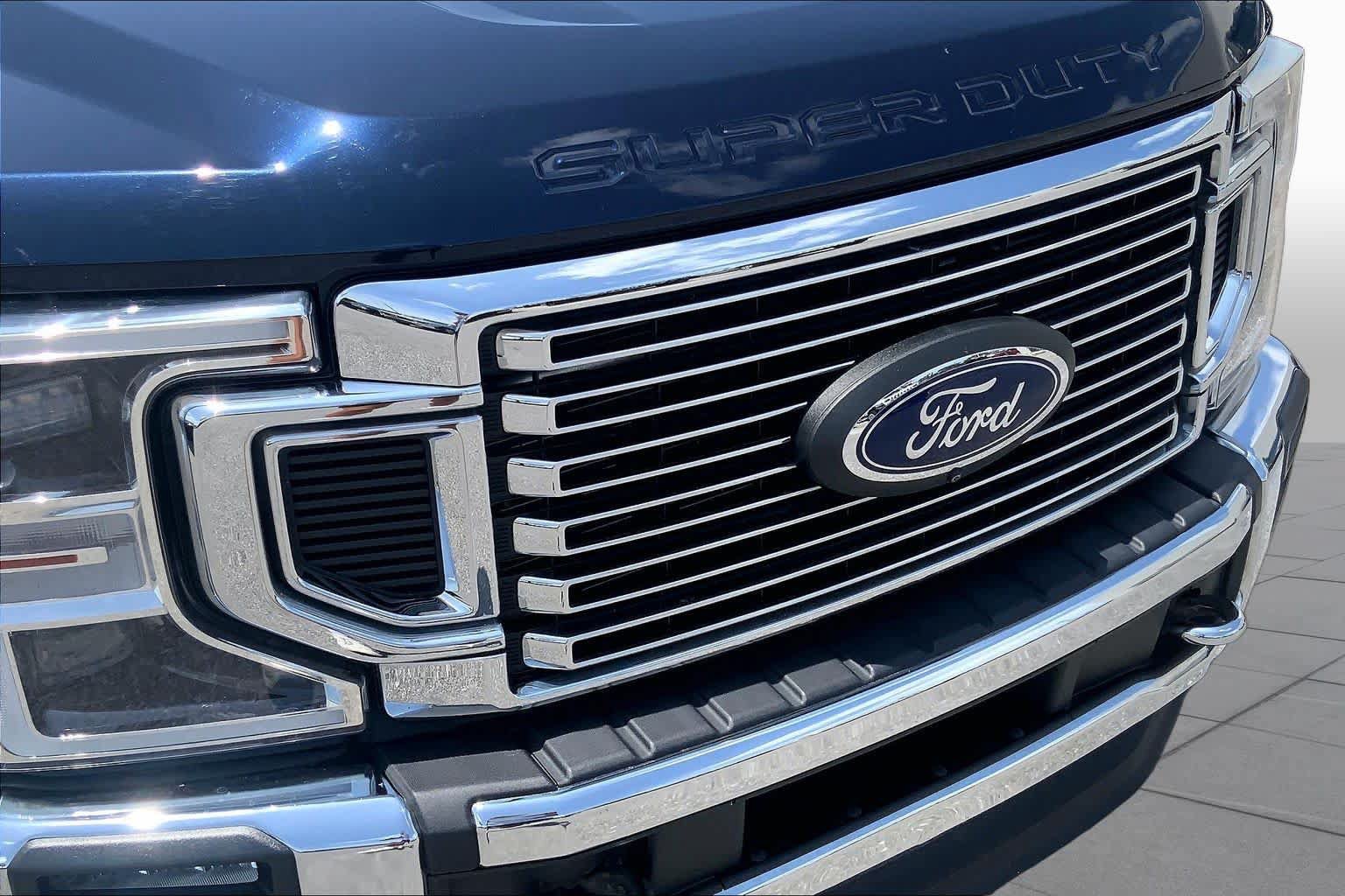 Certified 2022 Ford F350 King Ranch w/ King Ranch Ultimate Package AWD/4WD image 30