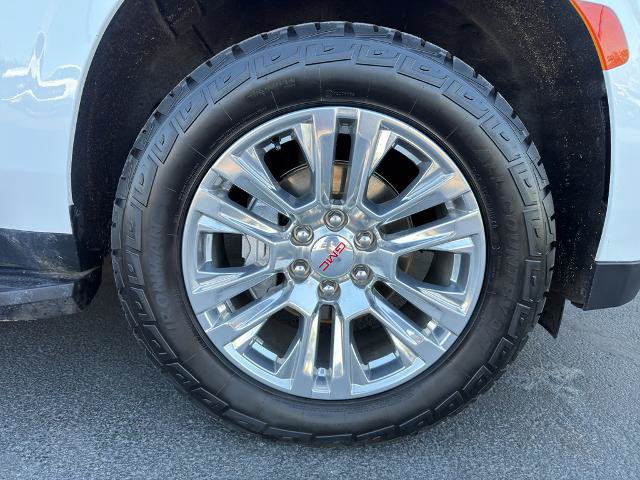 Used 2021 GMC Yukon Denali AWD/4WD image 5