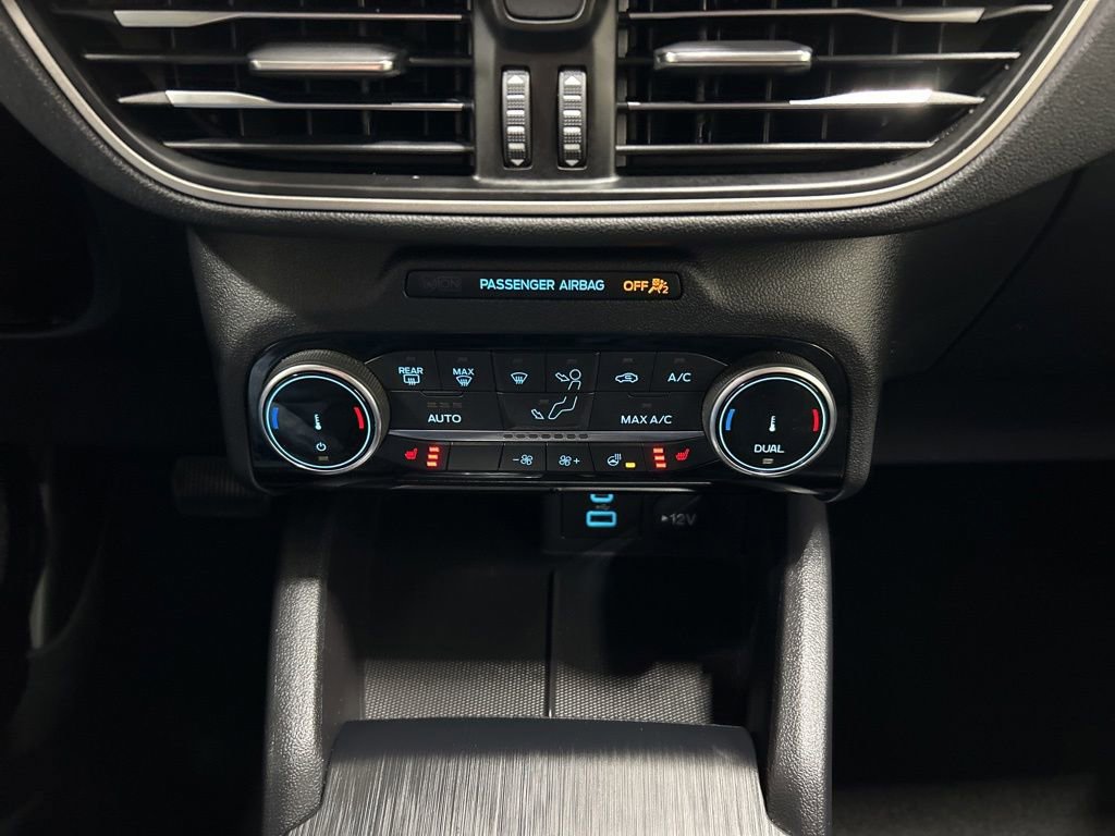 Certified 2022 Ford Escape SEL AWD/4WD image 22