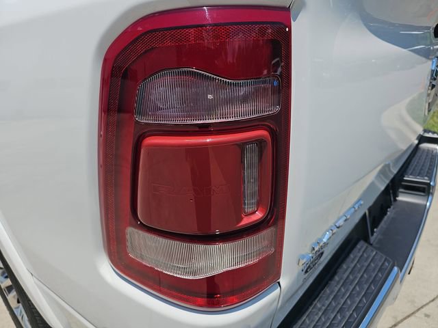 Used 2023 RAM 1500 Limited AWD/4WD image 32