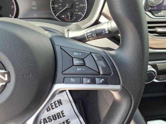 Used 2024 Nissan Altima 2.5 SV FWD image 9