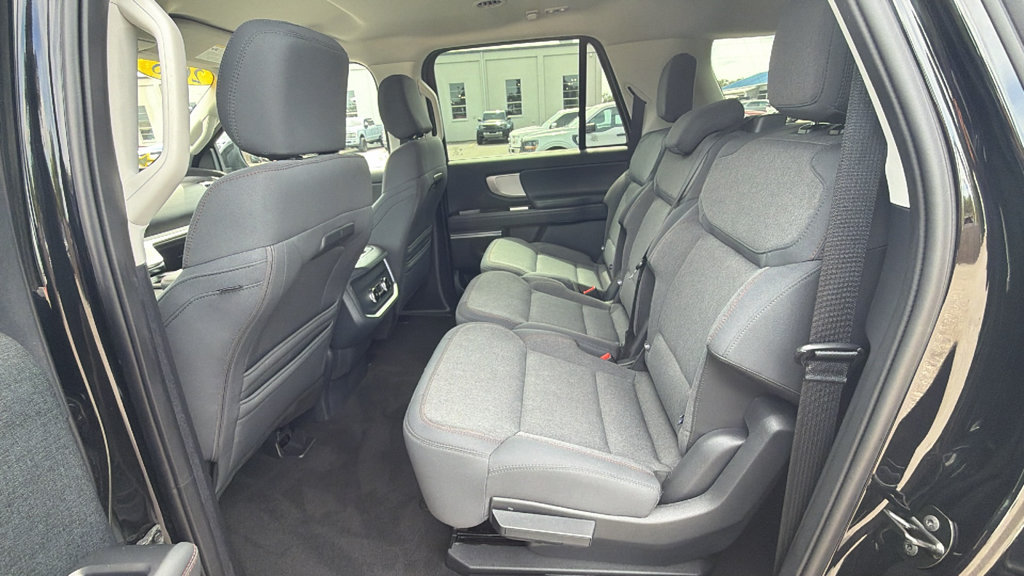 Certified 2025 Ford Expedition Max Active AWD/4WD image 23