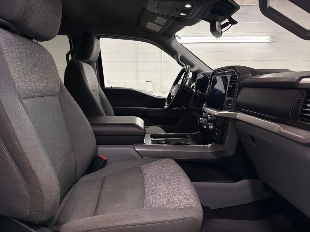 Certified 2022 Ford F150 XLT w/ Equipment Group 302A High image 30