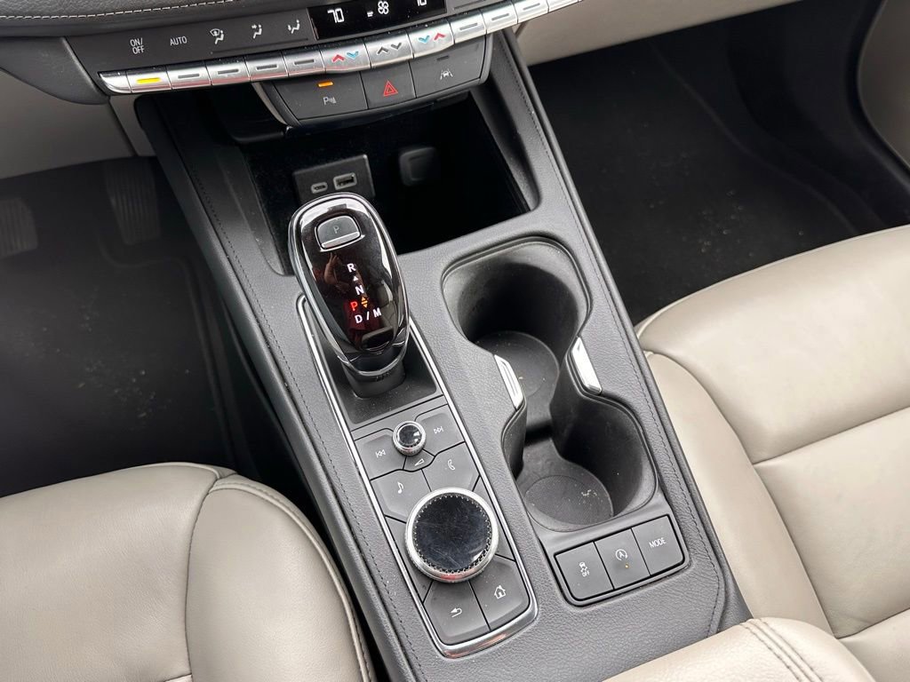 Used 2023 Cadillac XT4 Premium Luxury image 31