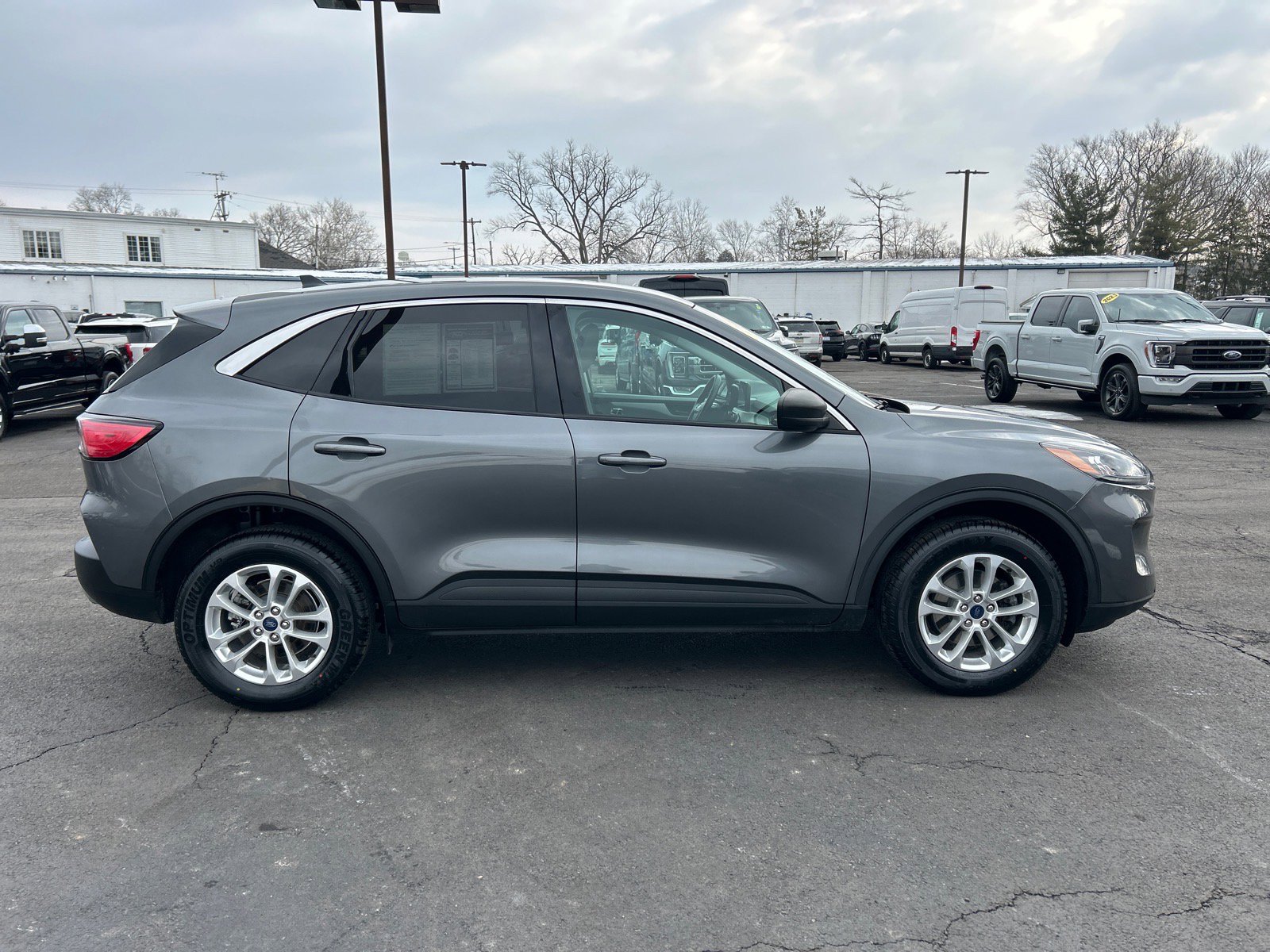 Certified 2022 Ford Escape SE w/ Convenience Package image 16