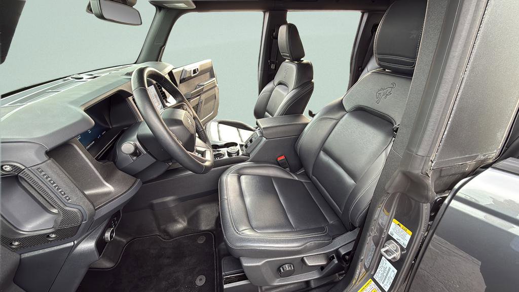 Certified 2025 Ford Bronco Badlands AWD/4WD image 38