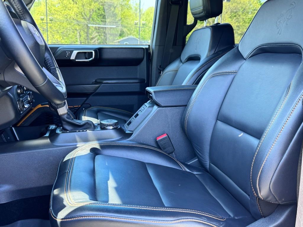 Certified 2024 Ford Bronco Badlands w/ Sasquatch Package AWD/4WD image 15
