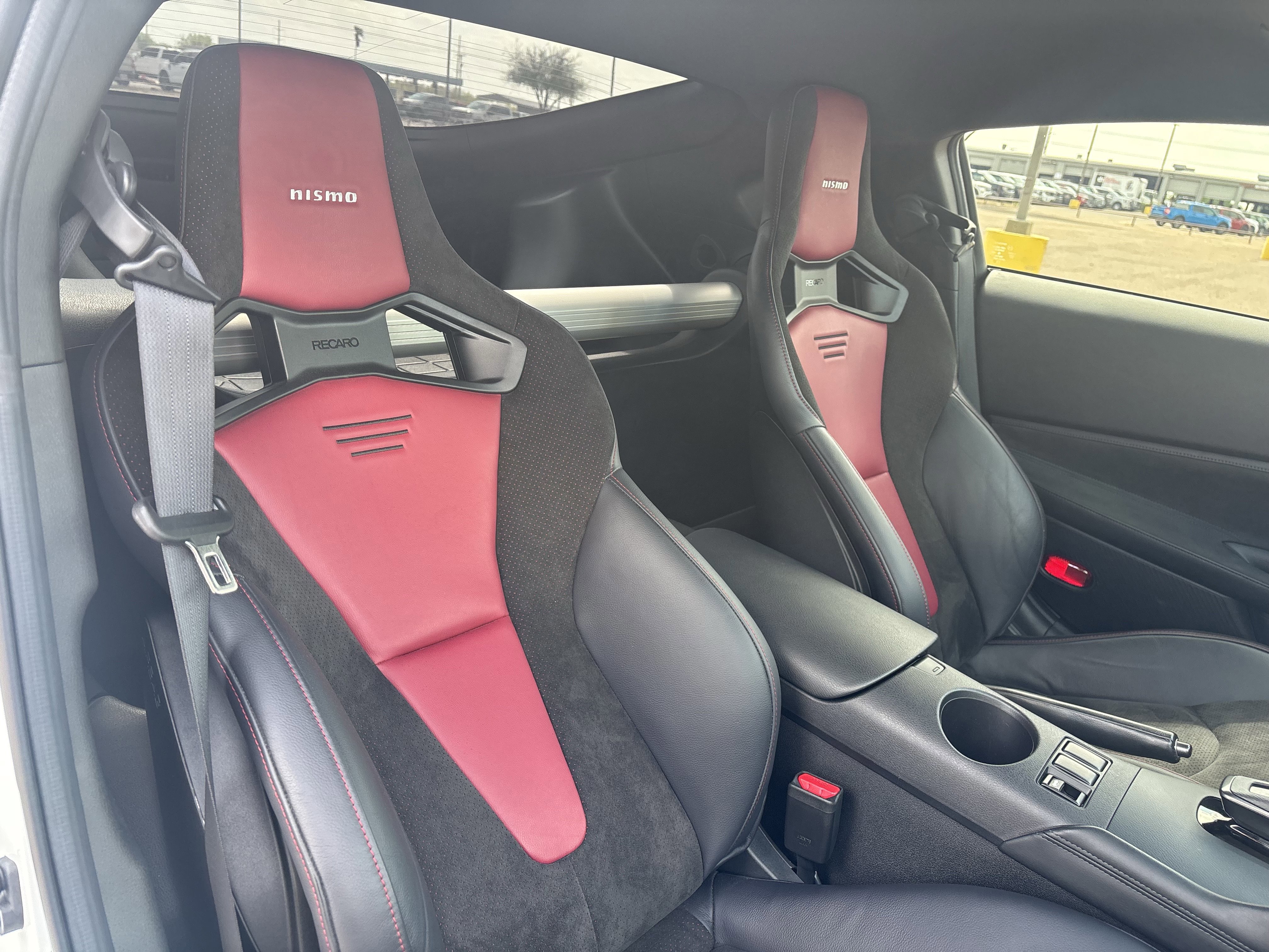 Used 2024 Nissan Z NISMO w/ Floor Mat Package image 20