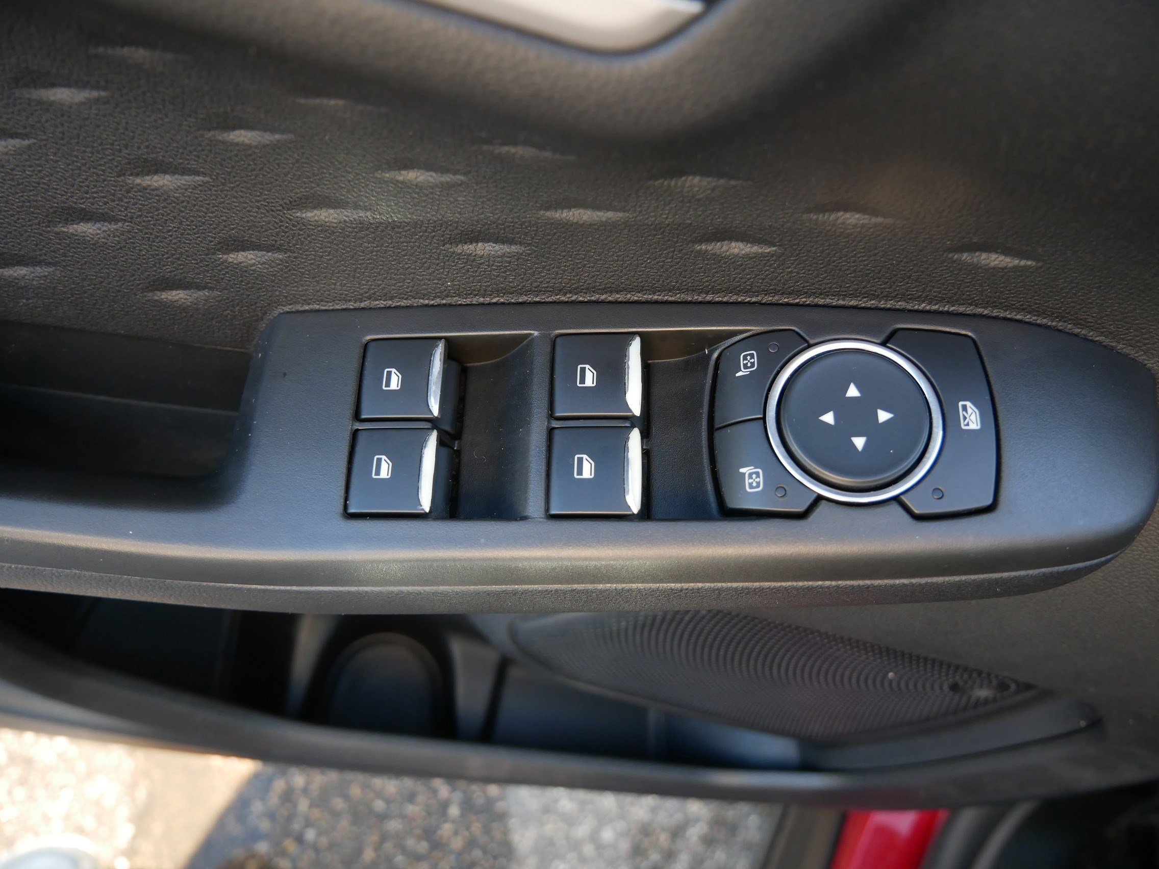 Certified 2020 Ford Escape SE Sport image 29