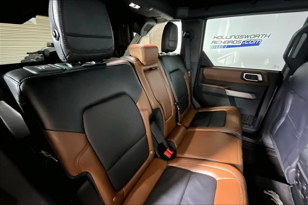 Certified 2023 Ford Bronco Outer Banks w/ Sasquatch Package AWD/4WD image 22