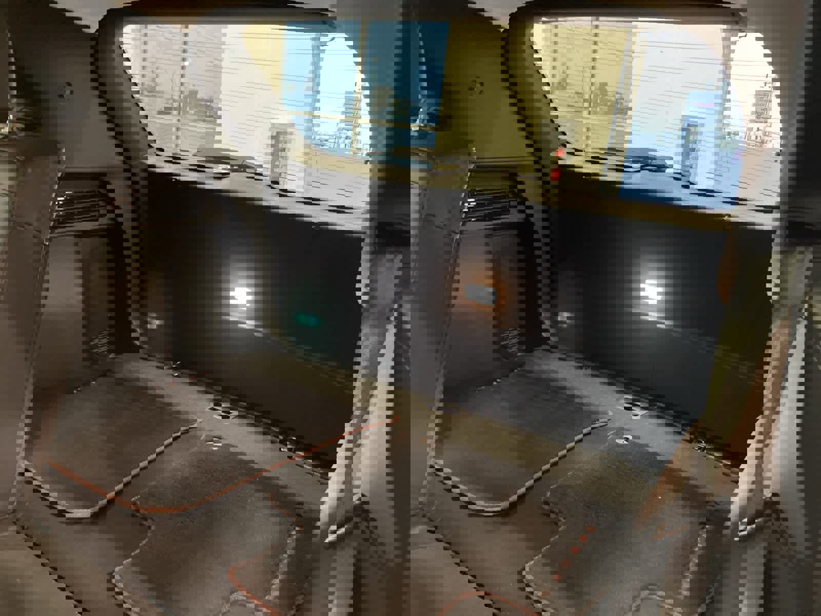 Certified 2021 Ford Escape SEL w/ SEL Stealth AWD Package image 27