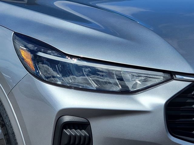Certified 2023 Ford Escape ST-Line w/ Tech Pack #1 image 16