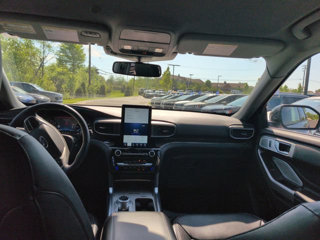 Certified 2023 Ford Explorer Limited w/ Limited Technology Package AWD/4WD image 39