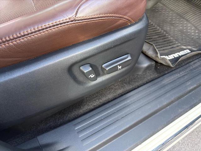 Used 2018 Toyota 4Runner Limited image 32