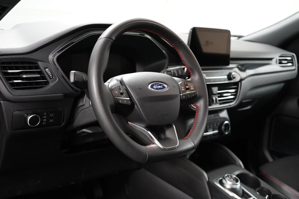 Certified 2025 Ford Escape ST-Line FWD image 14
