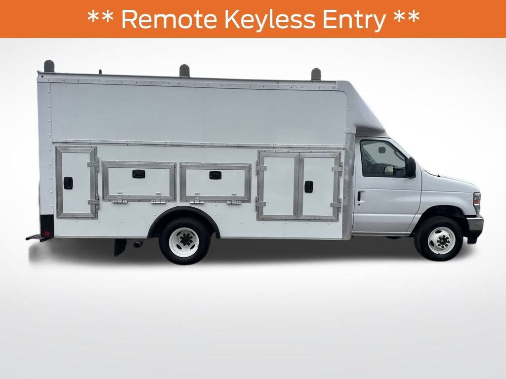 Certified 2025 Ford E-450 and Econoline 450 Super Duty w/ Power Equipment Group image 6