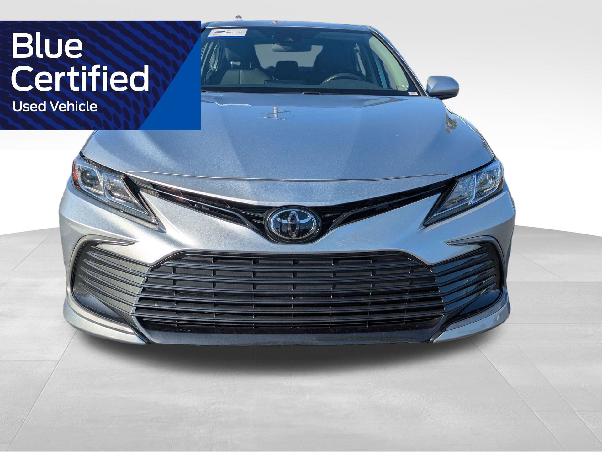 Used 2024 Toyota Camry LE FWD image 11