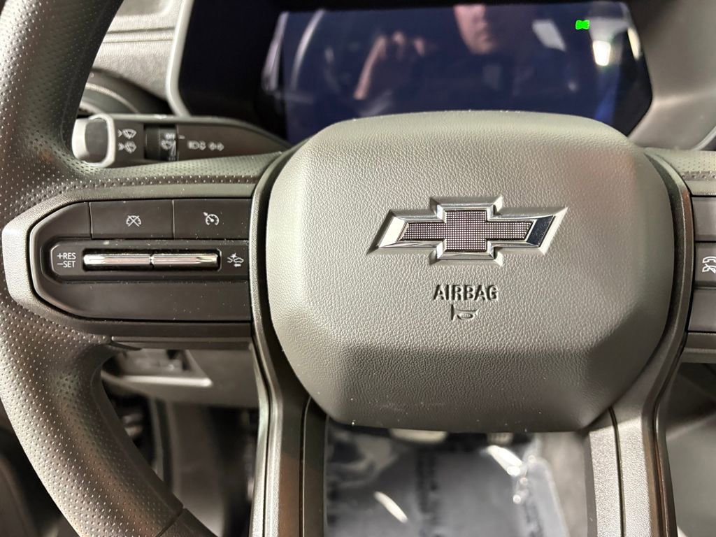 Used 2024 Chevrolet Colorado Trail Boss image 23