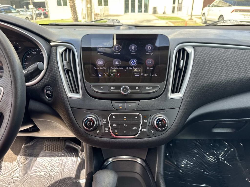 Used 2024 Chevrolet Malibu LT image 27