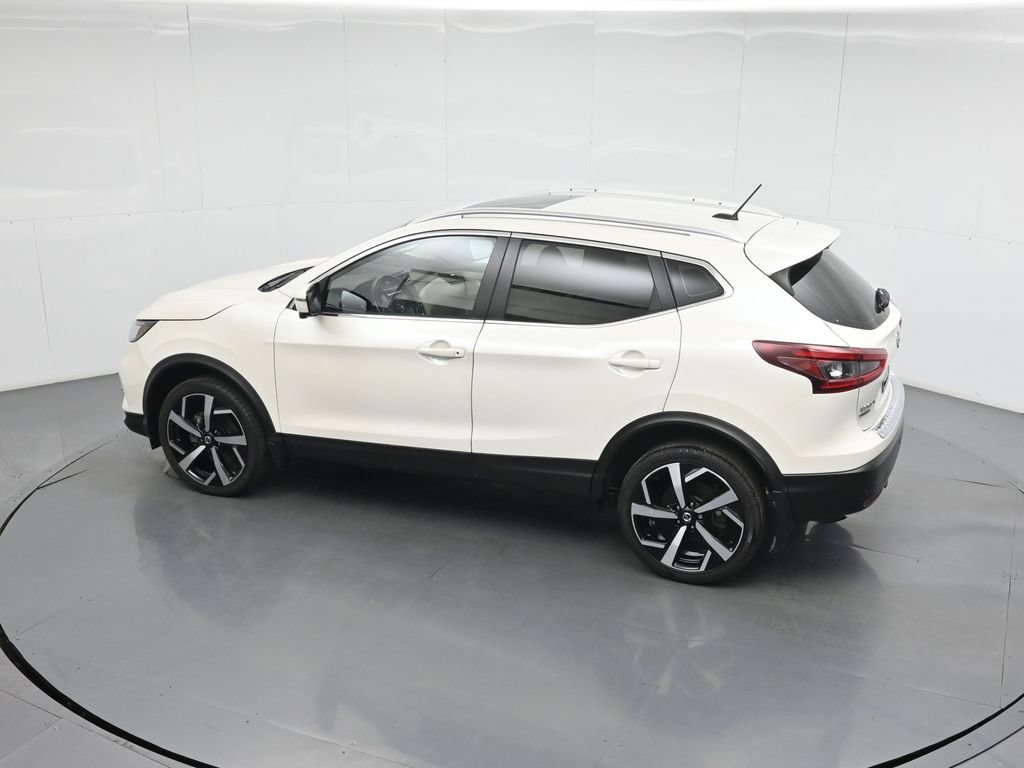 Used 2020 Nissan Rogue Sport SL w/ Premium Package FWD image 45