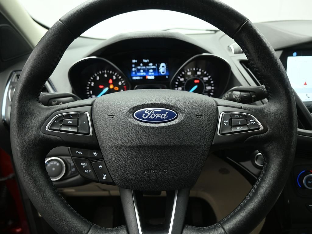 Certified 2019 Ford Escape Titanium image 39