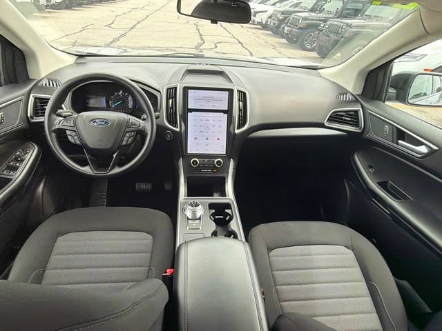 Certified 2024 Ford Edge SE w/ Black Appearance Package AWD/4WD image 23
