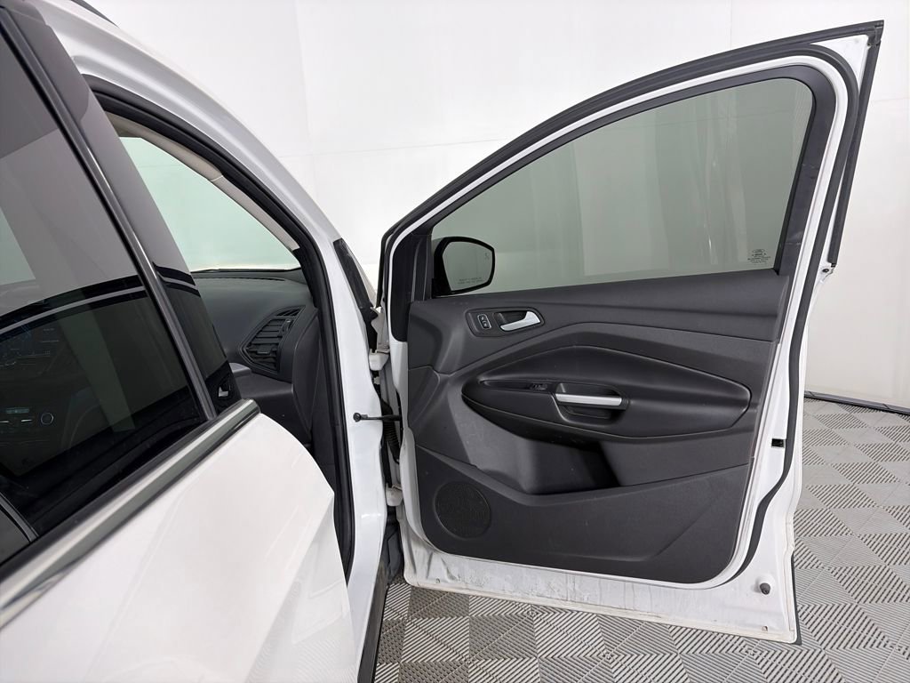 Certified 2017 Ford Escape SE w/ SE Leather Comfort Package image 21