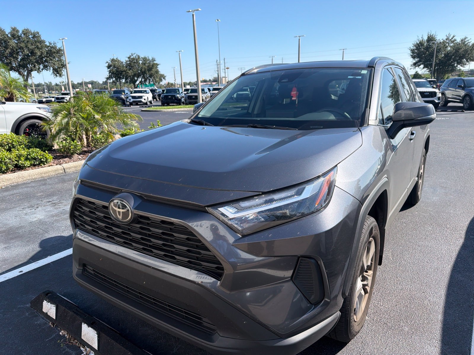 Used 2025 Toyota RAV4 XLE w/ Convenience Package FWD image 6