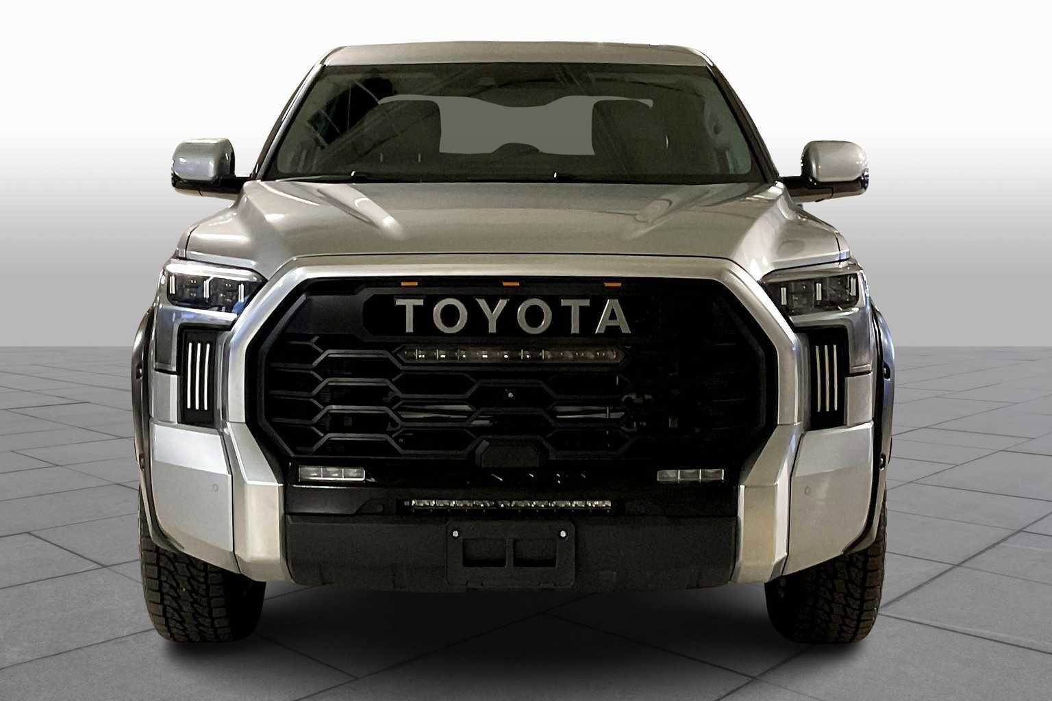 Used 2022 Toyota Tundra Limited image 12