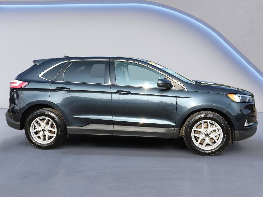 Certified 2024 Ford Edge SEL w/ Convenience Package AWD/4WD image 8