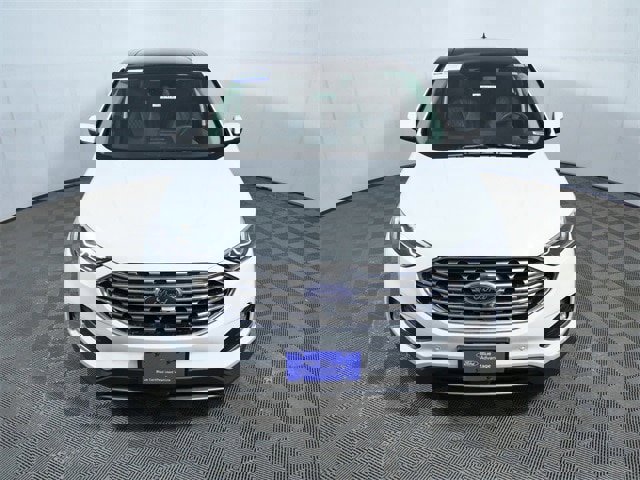 Certified 2024 Ford Edge Titanium w/ Equipment Group 301A image 6